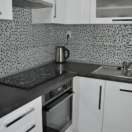 Apartament Saris