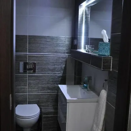 Apartman Saris *