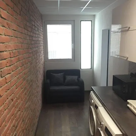 Apartament Saris *